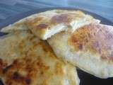 Cheese naans ou naan au fromage