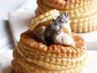 Bouchées à la reine, ris de veau et morilles