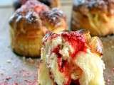 Briochettes aux framboises, chocolat blanc & pralines roses ( ma meilleure recette de brioche! )