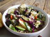 Bol complet Quinoa, fruits et légumes d’hiver, feta, graines