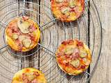 Pizza (ou mini pizzas) mozzarella, bacon et champignon