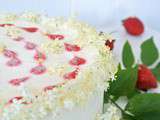 Cheesecake glacé à la fraise et aux fleurs de sureau {Foodista Spéciale}