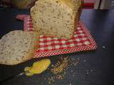 Pain aux graines de moutarde et aux graines de lin
