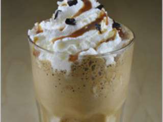 Café frappé et sa chantilly au siphon