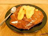 Pancakes au cacao aux bananes roties