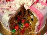 Gâteau pâte à sucre caramel/pomme fourré aux bonbons