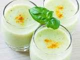 Soupe de courgettes, chèvre et curcuma