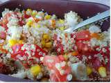 Salade de quinoa, tomates, surimi et maïs {Recettes.de}