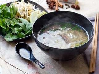 Phô Bô {Soupe vietnamienne au Boeuf et Nouilles de Riz}