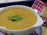 Soupe à la courge longue musquée- poulet- lentilles vertes- tomates et lait en poudre
