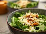 Salade verte aux pommes de terre, oeufs, anchois