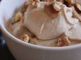 Glace à l'alcool de noix