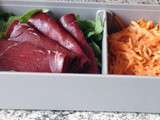 Bento carottes râpées, roquette, viande des grisons