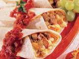 Burritos aux oeufs et à la salsa