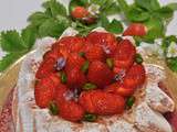 Charlotte aux fraises et au romarin