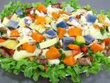 Salade de pommes de terre, laitue et fromage