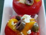 Tomates farcies aux poivrons marinés, féta et olives vertes