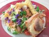 Salade de mâche, carottes colorées et son saumon fumée mariné au pamplemousse