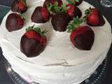 Layer cake aux fraises et fluff – Gâteau aux fraises et pâte de chamallow