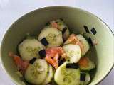 Salade japonisante saumon concombre nori