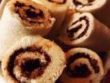 Faux makis sucres au chocolat en poudre