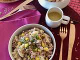 Salade de riz rose au thon, maïs et coeur de palmier