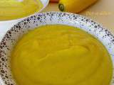 Soupe froide de courgettes jaunes au curry