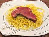 Magret de canard rôti au miel