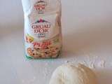 Pâte à pizza à la machine à pain ou à la main