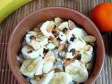 Porridge à la banane, cannelle & graines de pavot