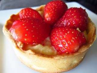 Tarte aux fraises, crème pâtissière au basilic de Cyril Lignac
