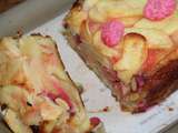 Cake invisible aux pommes et pralines roses (pour une bonne fete des mamies...)