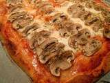 Pizza Saumon, Champignon et Mozzarella