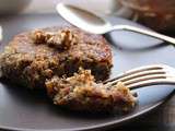 Galettes végétales de kamut et lentilles, chèvre, miel et noix