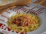 Spaghetti aux tomates cerises, lardons et vodka