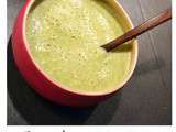 Soupe Brocoli lait de coco et curry vert