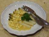 Asperges vinaigrette a l'oeuf dur