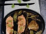 Filets de saumon mi cuits et légumes grillés sauce soja
