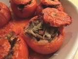 Tomates farcies au canard confit et au raisins secs