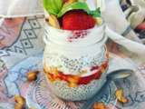 Graines de chia lait de coco, ananas et fraises au basilic | Recettes de cuisine gourmandes healthy | Epicure