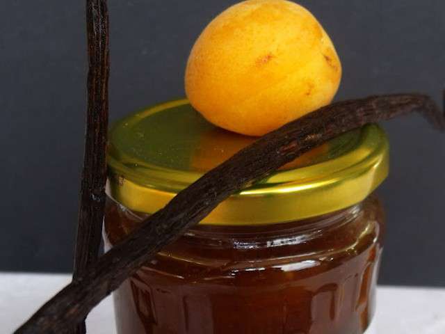 Recettes de Confiture d abricot à la vanille de Expériences gourmandes