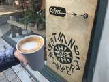 Comparatif Cafetière nespresso Pas Cher : Rien nulle part: un café «caché» qui mérite la recherche