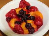 Fruits d'été au sirop aromatisé à la badiane