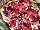 Dessert est prêt !
#meringue #traybake #pavlova #berries #blueberry @Place de Bethléem / Bethlehemplein