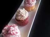 Cupcakes red velvet et cupcakes à la framboise