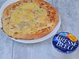 Pizza lardon et Bresse bleu