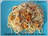Spaghettis aux moules et coulis de tomate