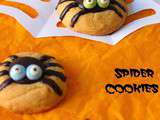 Spider Thumbprint Cookies – Cookies Araignée au Chocolat {Recette Halloween}
