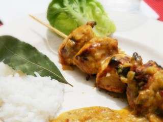 Brochettes de dinde, marinade et sauce abricots curry {Plancha Time}