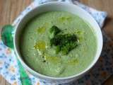 Soupe toute verte aux brocolis, épinards et poireaux